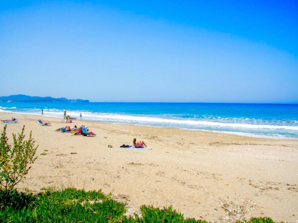 Asteraki Beach House Acharavi  Bagian luar foto