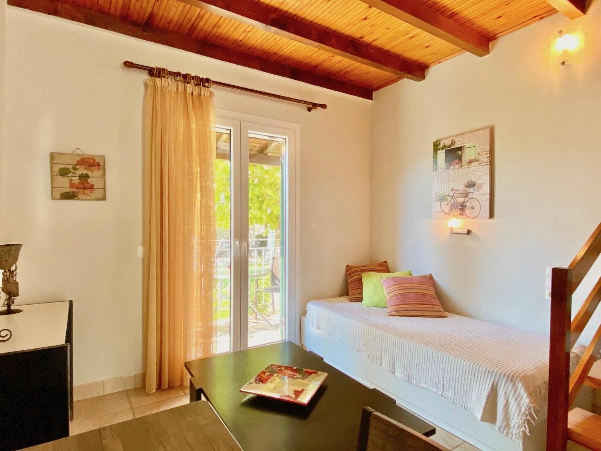 Asteraki Beach House Acharavi  Bagian luar foto
